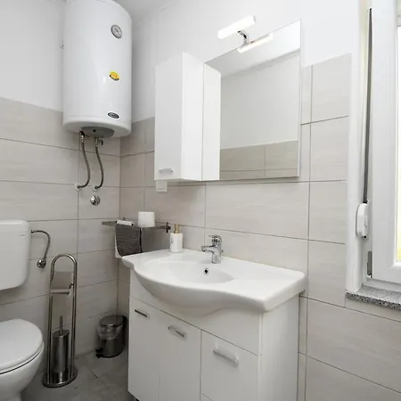 Apartments Plomin Plomin