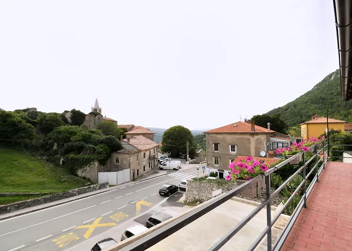 Apartments Plomin Lejlighed