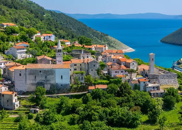 Apartments Plomin Lejlighed *