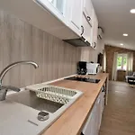 Apartments Plomin דירה