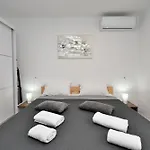 Apartments Plomin דירה פלומין