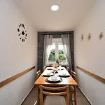 Apartments Plomin דירה פלומין